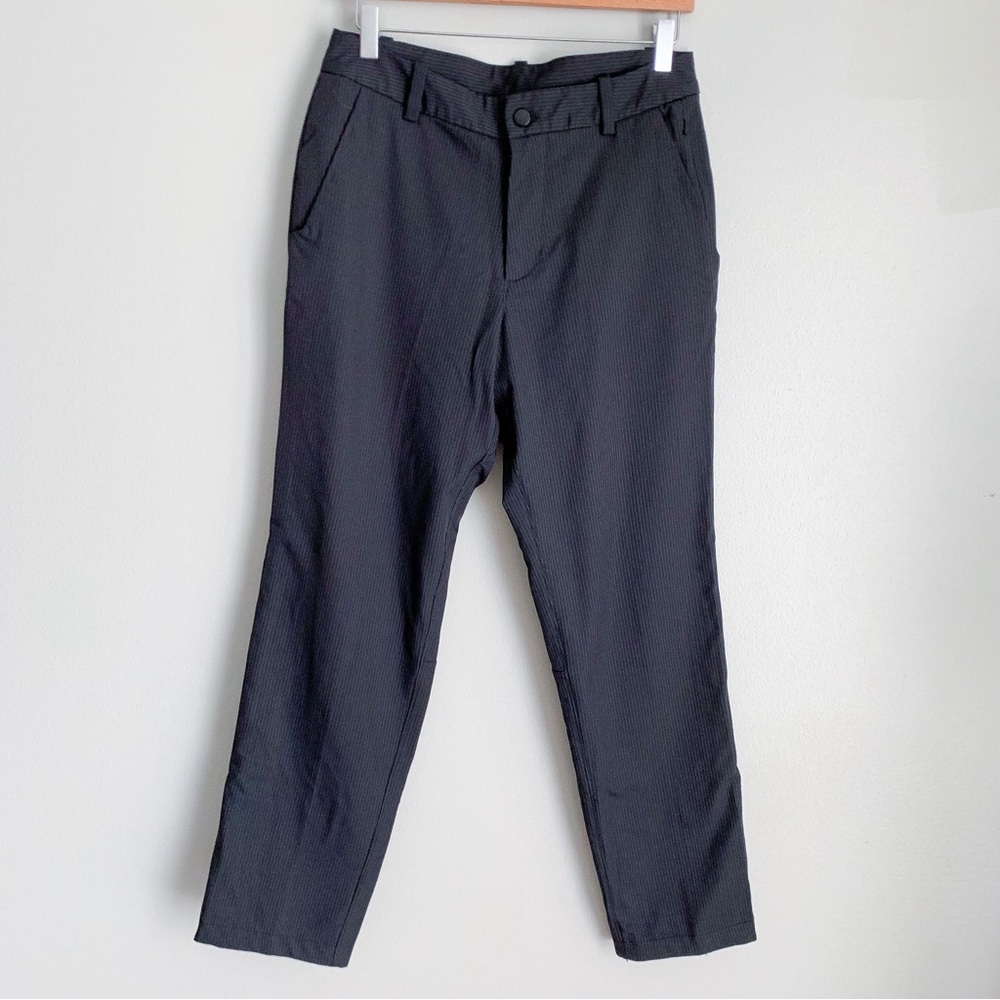 Lululemon men’s commission slim fit pant black pinstripe size 32